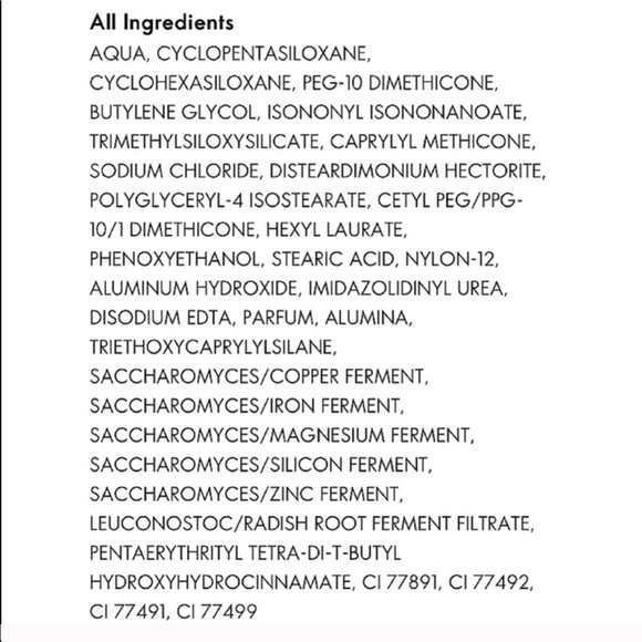 👌🏼 GIORDANI GOLD LONG WEAR MINERAL FOUNDATION - Picture 9 of 10